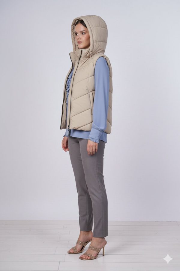 Piumino Smanicato Cappuccio